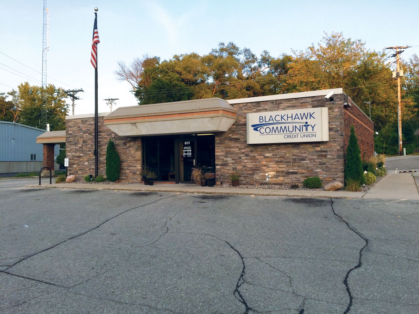 617 N Main St, Edgerton, WI 53534